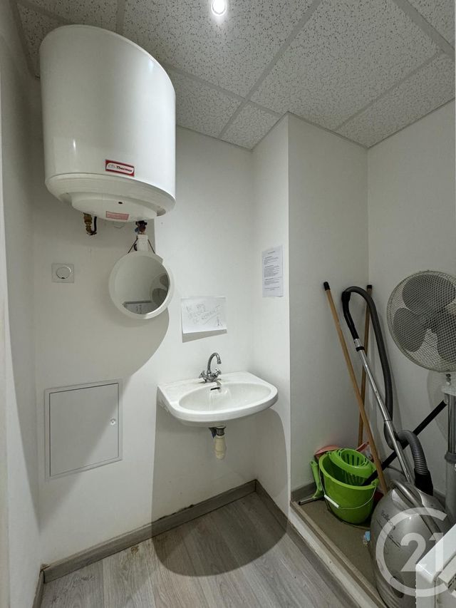 commerce à louer - 104.0 m2 - LURE - 70 - FRANCHE-COMTE - Century 21 Gsm Immo