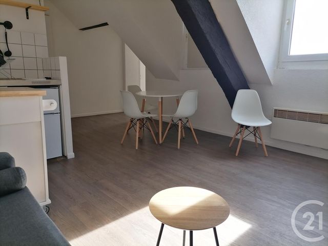 Appartement F2 à louer - 2 pièces - 29.7 m2 - VESOUL - 70 - FRANCHE-COMTE - Century 21 Gsm Immo