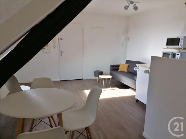 Appartement F2 à louer - 2 pièces - 29.7 m2 - VESOUL - 70 - FRANCHE-COMTE - Century 21 Gsm Immo