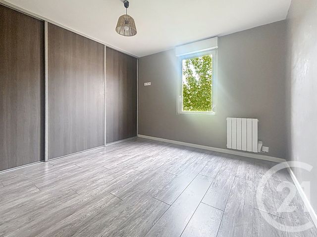 Appartement F4 à louer - 4 pièces - 109.85 m2 - VESOUL - 70 - FRANCHE-COMTE - Century 21 Gsm Immo