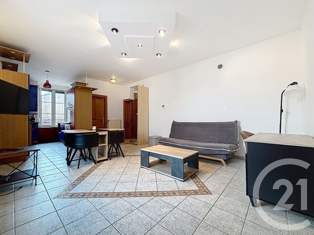 Appartement F2 à louer - 2 pièces - 50.0 m2 - VESOUL - 70 - FRANCHE-COMTE - Century 21 Gsm Immo