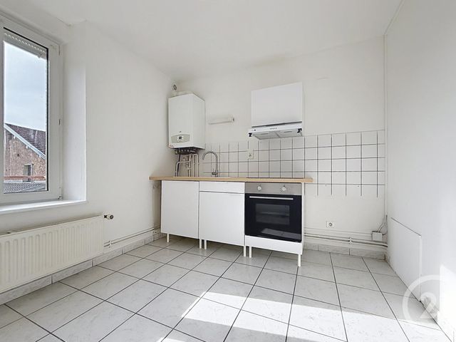 Appartement F4 à louer ST SAUVEUR