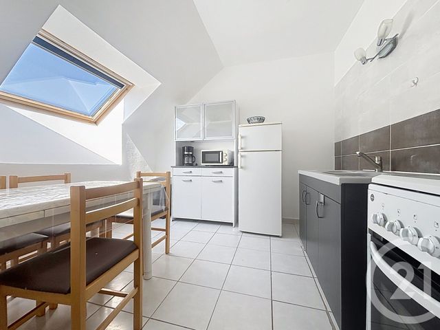 Appartement F2 à louer - 2 pièces - 55.15 m2 - LUXEUIL LES BAINS - 70 - FRANCHE-COMTE - Century 21 Gsm Immo