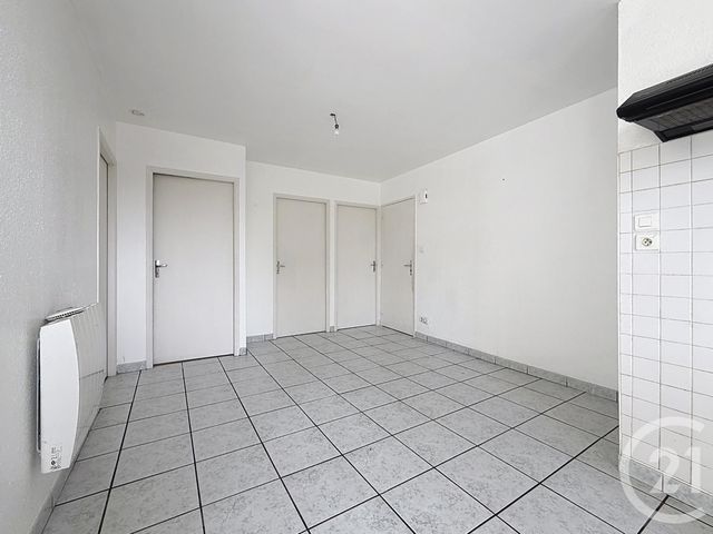 Appartement F3 à louer - 3 pièces - 62.0 m2 - RONCHAMP - 70 - FRANCHE-COMTE - Century 21 Gsm Immo