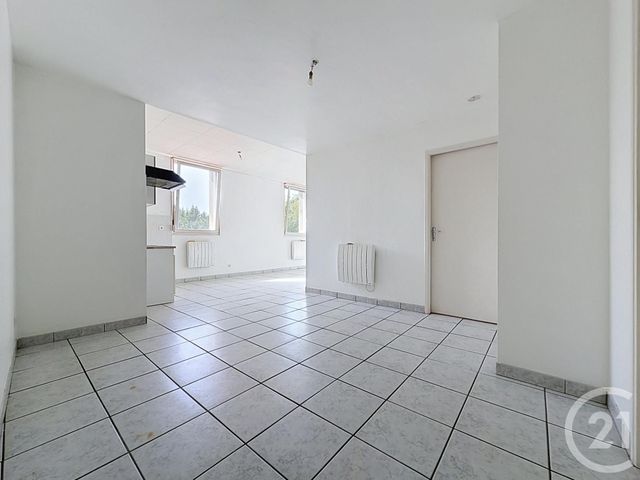 Appartement F3 à louer - 3 pièces - 62.0 m2 - RONCHAMP - 70 - FRANCHE-COMTE - Century 21 Gsm Immo