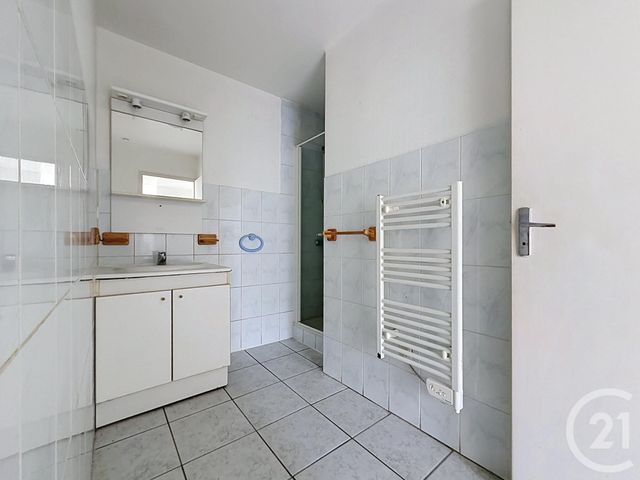 Appartement F3 à louer - 3 pièces - 62.0 m2 - RONCHAMP - 70 - FRANCHE-COMTE - Century 21 Gsm Immo