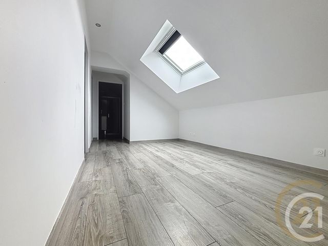 maison à louer - 4 pièces - 113.5 m2 - LURE - 70 - FRANCHE-COMTE - Century 21 Gsm Immo