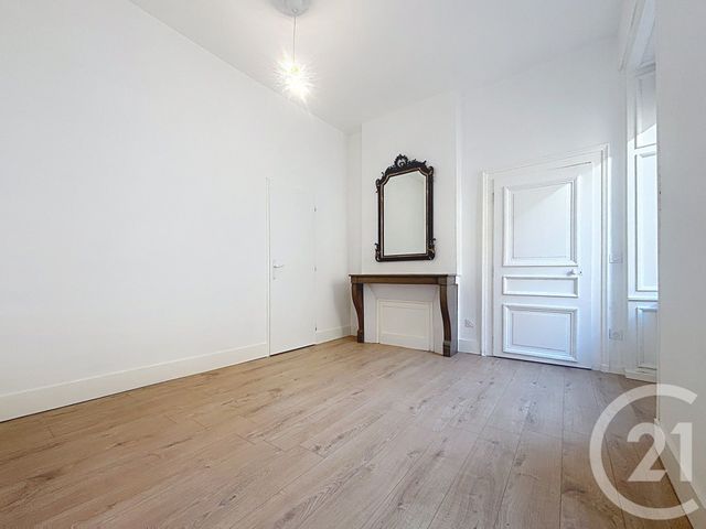 Appartement F3 à louer - 3 pièces - 61.7 m2 - VESOUL - 70 - FRANCHE-COMTE - Century 21 Gsm Immo