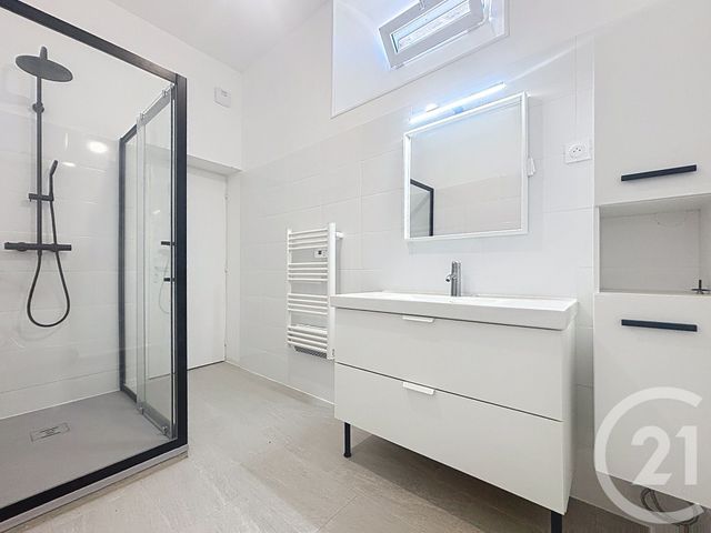 Appartement F3 à louer - 3 pièces - 61.7 m2 - VESOUL - 70 - FRANCHE-COMTE - Century 21 Gsm Immo