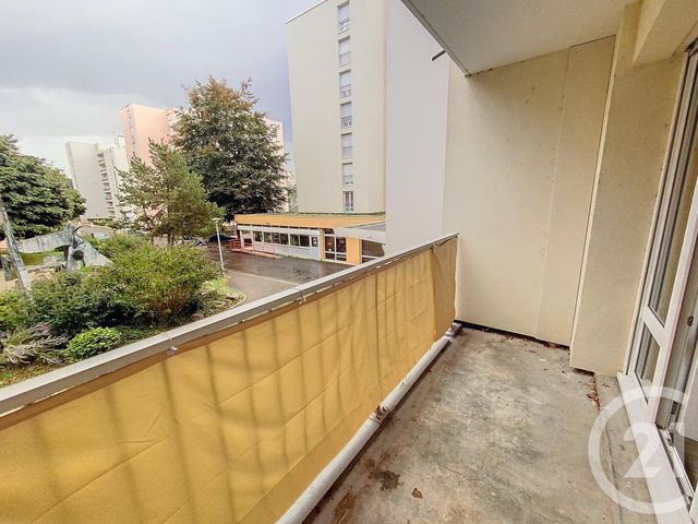 Appartement F3 à louer - 3 pièces - 63.65 m2 - VESOUL - 70 - FRANCHE-COMTE - Century 21 Gsm Immo