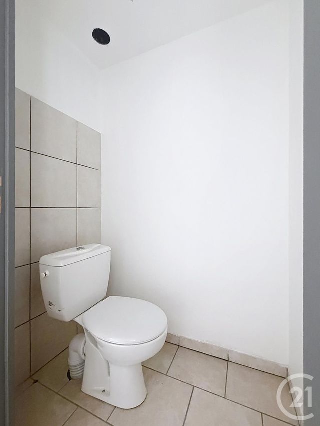 Appartement F3 à louer - 3 pièces - 60.0 m2 - RONCHAMP - 70 - FRANCHE-COMTE - Century 21 Gsm Immo