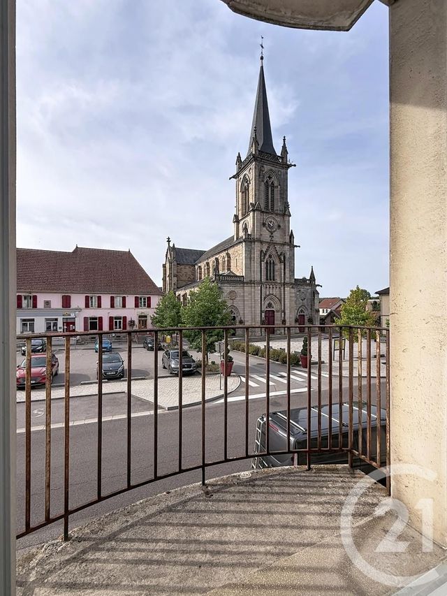 Appartement F3 à louer - 3 pièces - 60.0 m2 - RONCHAMP - 70 - FRANCHE-COMTE - Century 21 Gsm Immo