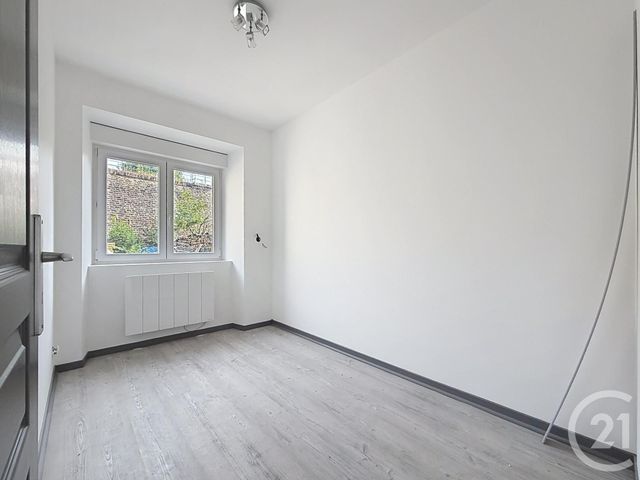 Appartement F3 à louer - 3 pièces - 60.0 m2 - RONCHAMP - 70 - FRANCHE-COMTE - Century 21 Gsm Immo