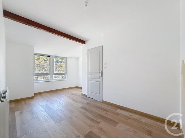 Appartement F3 à louer - 3 pièces - 73.0 m2 - RONCHAMP - 70 - FRANCHE-COMTE - Century 21 Gsm Immo