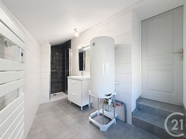 Appartement F3 à louer - 3 pièces - 73.0 m2 - RONCHAMP - 70 - FRANCHE-COMTE - Century 21 Gsm Immo