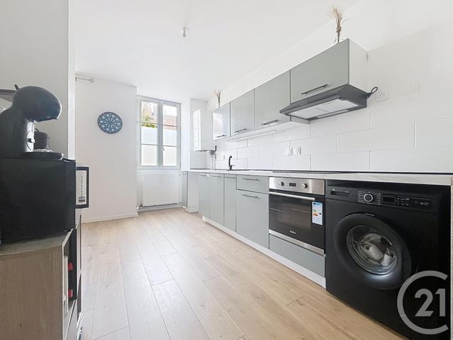 Appartement F3 à louer LURE