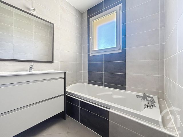 maison à louer - 5 pièces - 105.0 m2 - LURE - 70 - FRANCHE-COMTE - Century 21 Gsm Immo