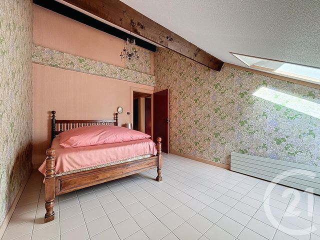 Afficher la photo en grand maison à vendre - 9 pièces - 217.0 m2 - LURE - 70 - FRANCHE-COMTE - Century 21 Gsm Immo