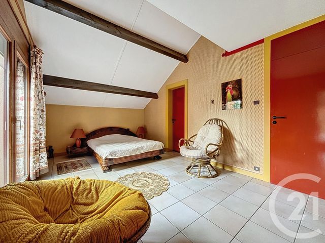 Afficher la photo en grand maison à vendre - 9 pièces - 217.0 m2 - LURE - 70 - FRANCHE-COMTE - Century 21 Gsm Immo