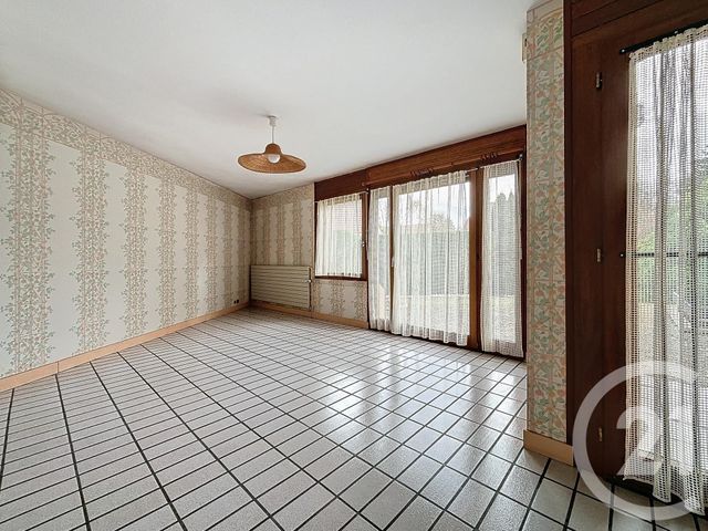 Afficher la photo en grand maison à vendre - 9 pièces - 217.0 m2 - LURE - 70 - FRANCHE-COMTE - Century 21 Gsm Immo