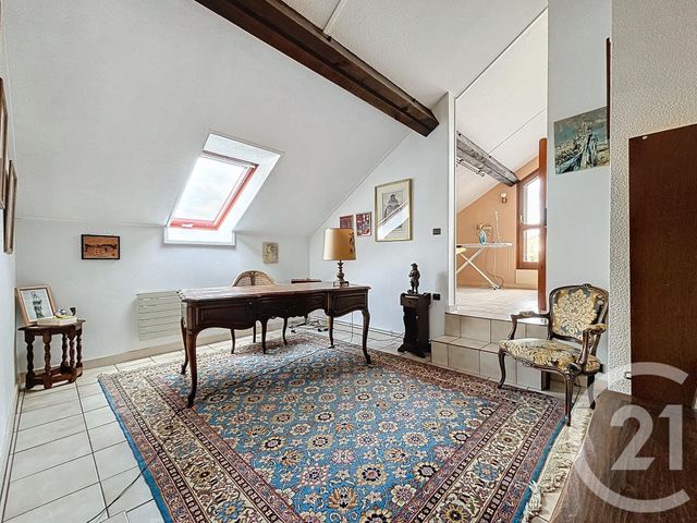 Afficher la photo en grand maison à vendre - 9 pièces - 217.0 m2 - LURE - 70 - FRANCHE-COMTE - Century 21 Gsm Immo