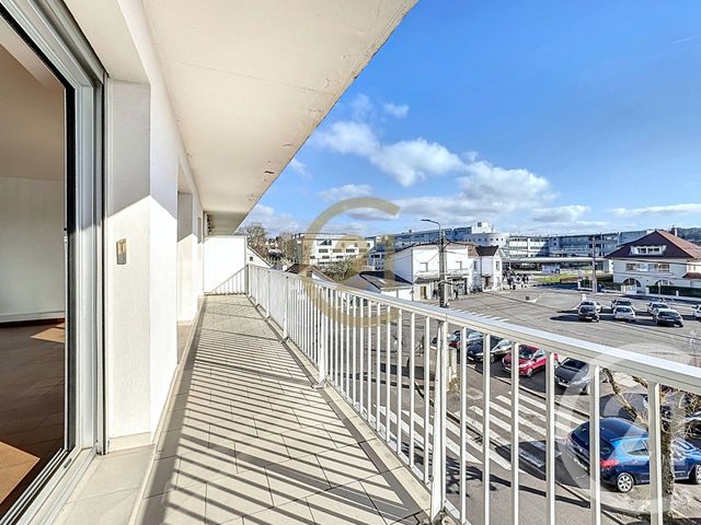 Afficher la photo en grand Appartement F3 à vendre - 4 pièces - 87.34 m2 - LURE - 70 - FRANCHE-COMTE - Century 21 Gsm Immo
