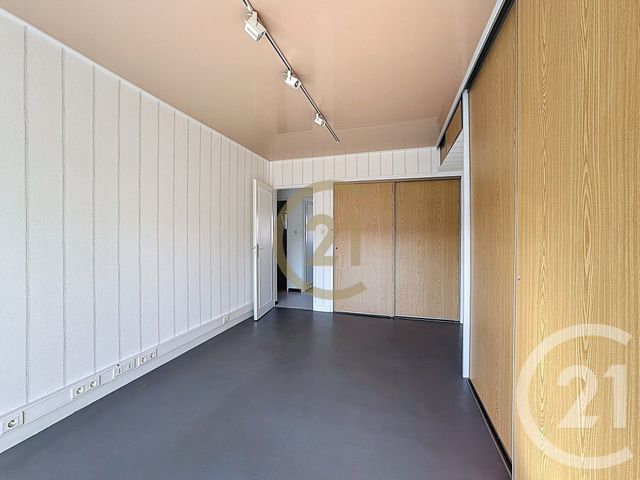 Afficher la photo en grand Appartement F3 à vendre - 4 pièces - 87.34 m2 - LURE - 70 - FRANCHE-COMTE - Century 21 Gsm Immo