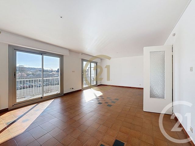Appartement F3 à vendre - 4 pièces - 87.34 m2 - LURE - 70 - FRANCHE-COMTE - Century 21 Gsm Immo