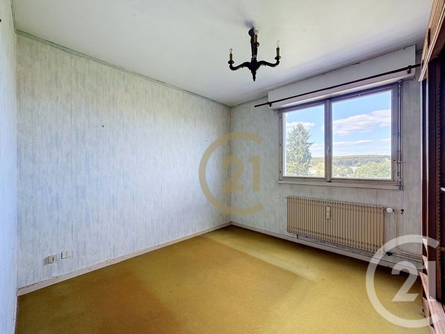 Appartement F4 à vendre - 4 pièces - 81.8 m2 - LUXEUIL LES BAINS - 70 - FRANCHE-COMTE - Century 21 Gsm Immo