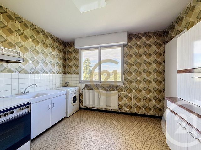 Appartement F4 à vendre - 4 pièces - 81.8 m2 - LUXEUIL LES BAINS - 70 - FRANCHE-COMTE - Century 21 Gsm Immo