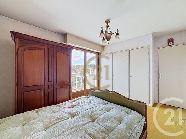 Appartement F4 à vendre - 4 pièces - 81.8 m2 - LUXEUIL LES BAINS - 70 - FRANCHE-COMTE - Century 21 Gsm Immo