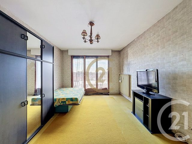 Appartement F4 à vendre - 4 pièces - 81.8 m2 - LUXEUIL LES BAINS - 70 - FRANCHE-COMTE - Century 21 Gsm Immo