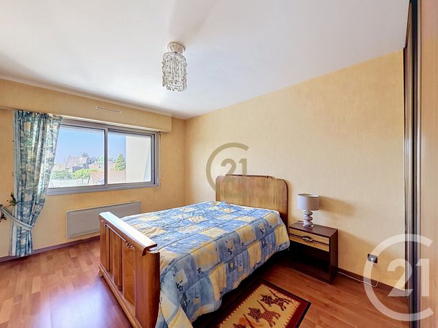 Appartement F4 à vendre - 4 pièces - 90.18 m2 - LURE - 70 - FRANCHE-COMTE - Century 21 Gsm Immo