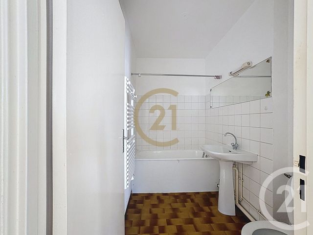 Appartement F2 à vendre - 2 pièces - 37.54 m2 - LUXEUIL LES BAINS - 70 - FRANCHE-COMTE - Century 21 Gsm Immo