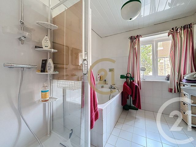 maison à vendre - 9 pièces - 305.0 m2 - ROYE - 70 - FRANCHE-COMTE - Century 21 Gsm Immo