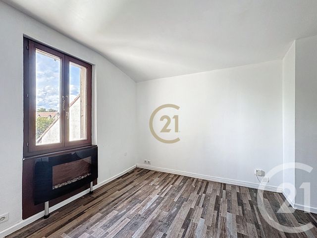 Appartement F2 à vendre - 2 pièces - 38.0 m2 - AUDINCOURT - 25 - FRANCHE-COMTE - Century 21 Gsm Immo