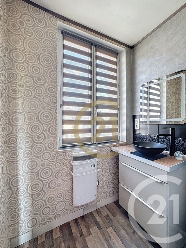 Appartement F2 à vendre - 2 pièces - 38.0 m2 - AUDINCOURT - 25 - FRANCHE-COMTE - Century 21 Gsm Immo