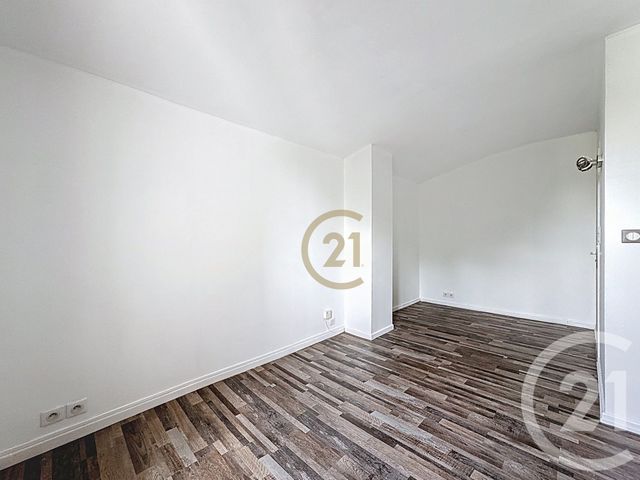 Appartement F2 à vendre - 2 pièces - 38.0 m2 - AUDINCOURT - 25 - FRANCHE-COMTE - Century 21 Gsm Immo
