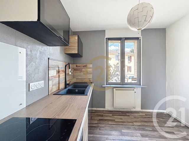 Appartement F2 à vendre - 2 pièces - 38.0 m2 - AUDINCOURT - 25 - FRANCHE-COMTE - Century 21 Gsm Immo
