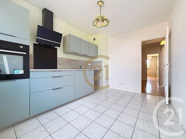 Appartement F3 à louer - 3 pièces - 71.0 m2 - LURE - 70 - FRANCHE-COMTE - Century 21 Gsm Immo