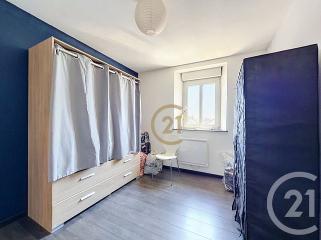 Appartement T5 à vendre - 5 pièces - 92.26 m2 - ST SAUVEUR - 70 - FRANCHE-COMTE - Century 21 Gsm Immo
