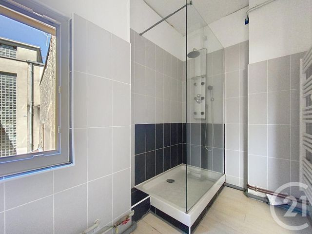 Appartement F3 à louer - 3 pièces - 72.1 m2 - LURE - 70 - FRANCHE-COMTE - Century 21 Gsm Immo