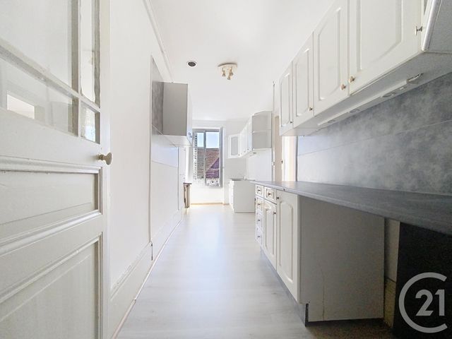 Appartement F3 à louer - 3 pièces - 72.1 m2 - LURE - 70 - FRANCHE-COMTE - Century 21 Gsm Immo