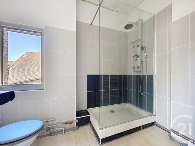 Appartement F3 à louer - 3 pièces - 72.1 m2 - LURE - 70 - FRANCHE-COMTE - Century 21 Gsm Immo
