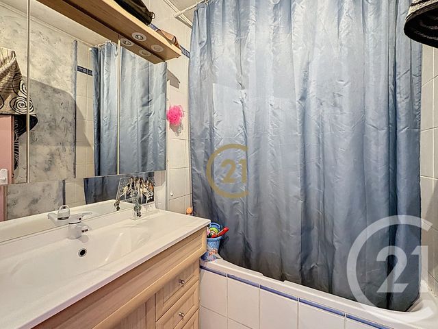 Appartement F3 à vendre - 3 pièces - 57.92 m2 - LURE - 70 - FRANCHE-COMTE - Century 21 Gsm Immo