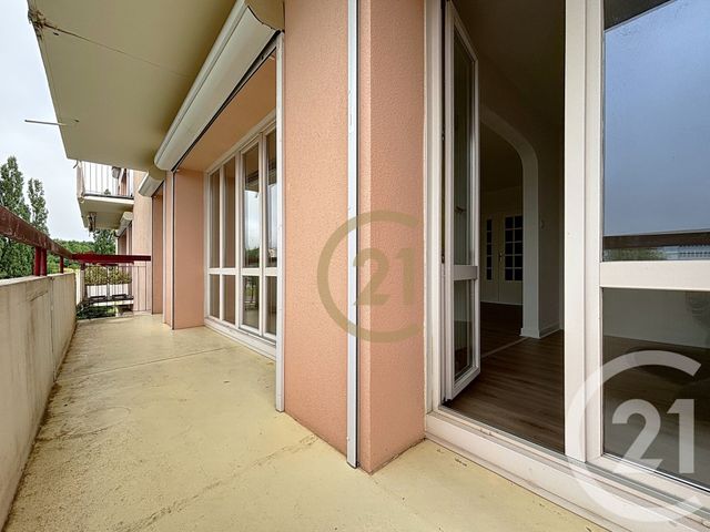 Appartement F3 à louer - 3 pièces - 86.42 m2 - LURE - 70 - FRANCHE-COMTE - Century 21 Gsm Immo