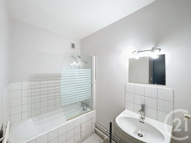 Appartement F4 à vendre - 4 pièces - 77.76 m2 - ST LOUP SUR SEMOUSE - 70 - FRANCHE-COMTE - Century 21 Gsm Immo