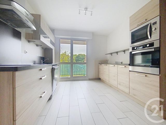 Appartement F3 à louer - 3 pièces - 63.6 m2 - LUXEUIL LES BAINS - 70 - FRANCHE-COMTE - Century 21 Gsm Immo