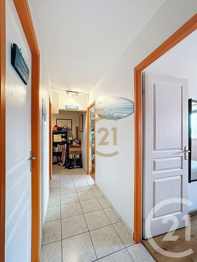 Appartement F5 à vendre - 5 pièces - 101.69 m2 - LURE - 70 - FRANCHE-COMTE - Century 21 Gsm Immo