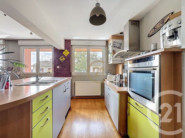 Appartement F5 à vendre - 5 pièces - 101.69 m2 - LURE - 70 - FRANCHE-COMTE - Century 21 Gsm Immo